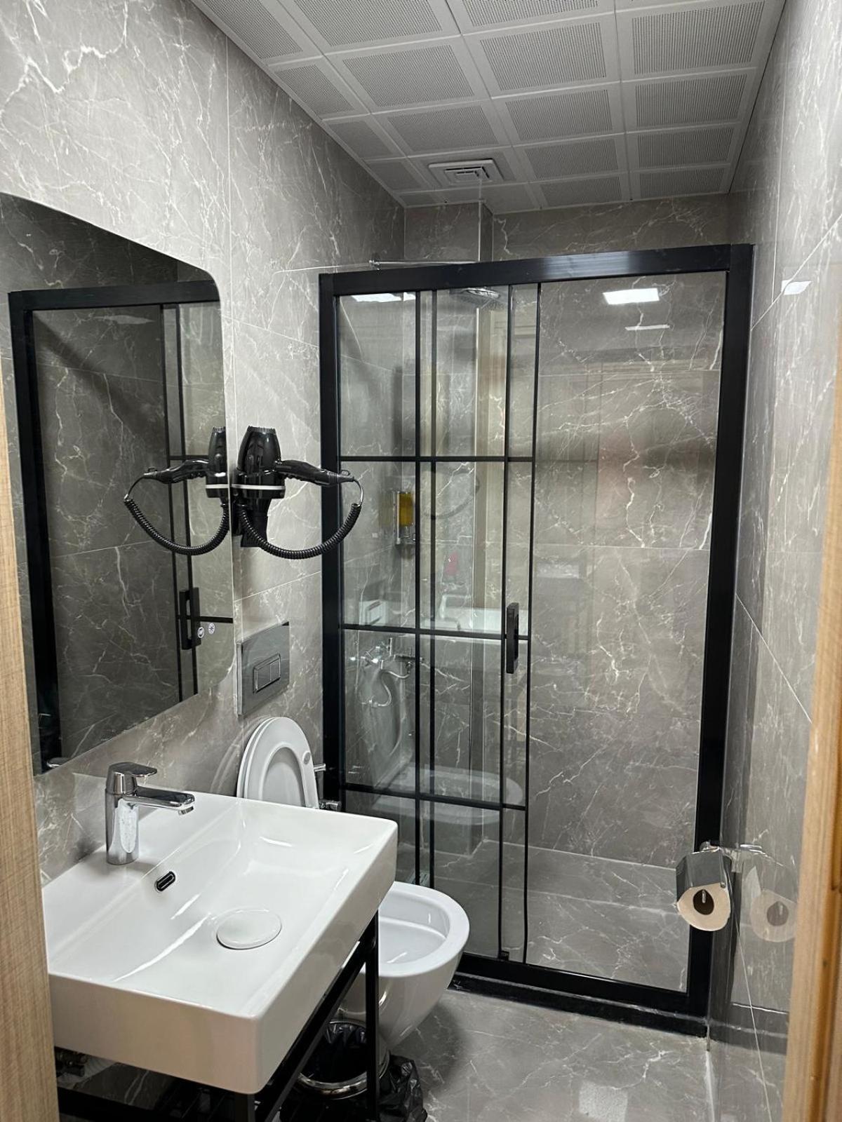 Grand Fm Hotel Istanbul Ngoại thất bức ảnh