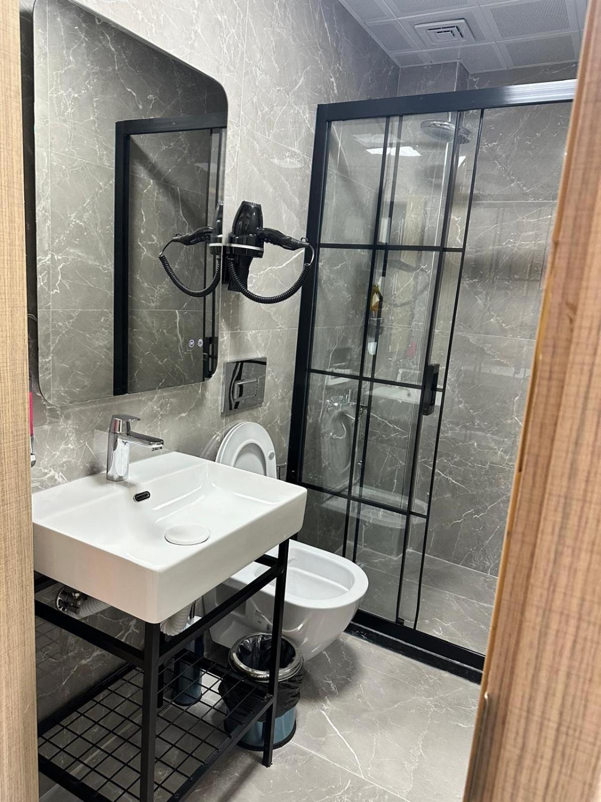 Grand Fm Hotel Istanbul Ngoại thất bức ảnh